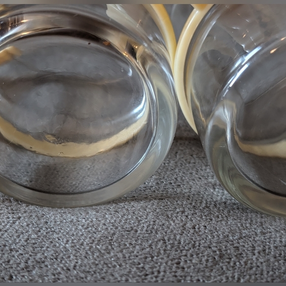 6 Vintage Glass Mugs 8oz Coffee or Tea Glass Mugs with Cream Coloured Plastic - Picture 4 of 9